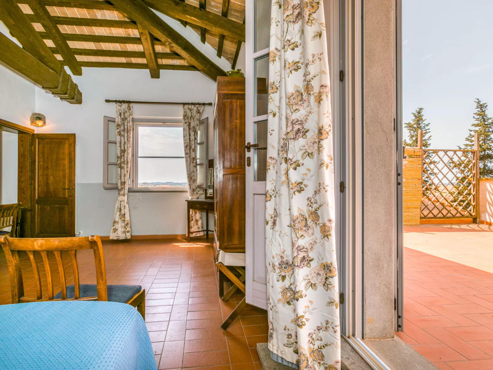 Casa dell'Arco-Inside