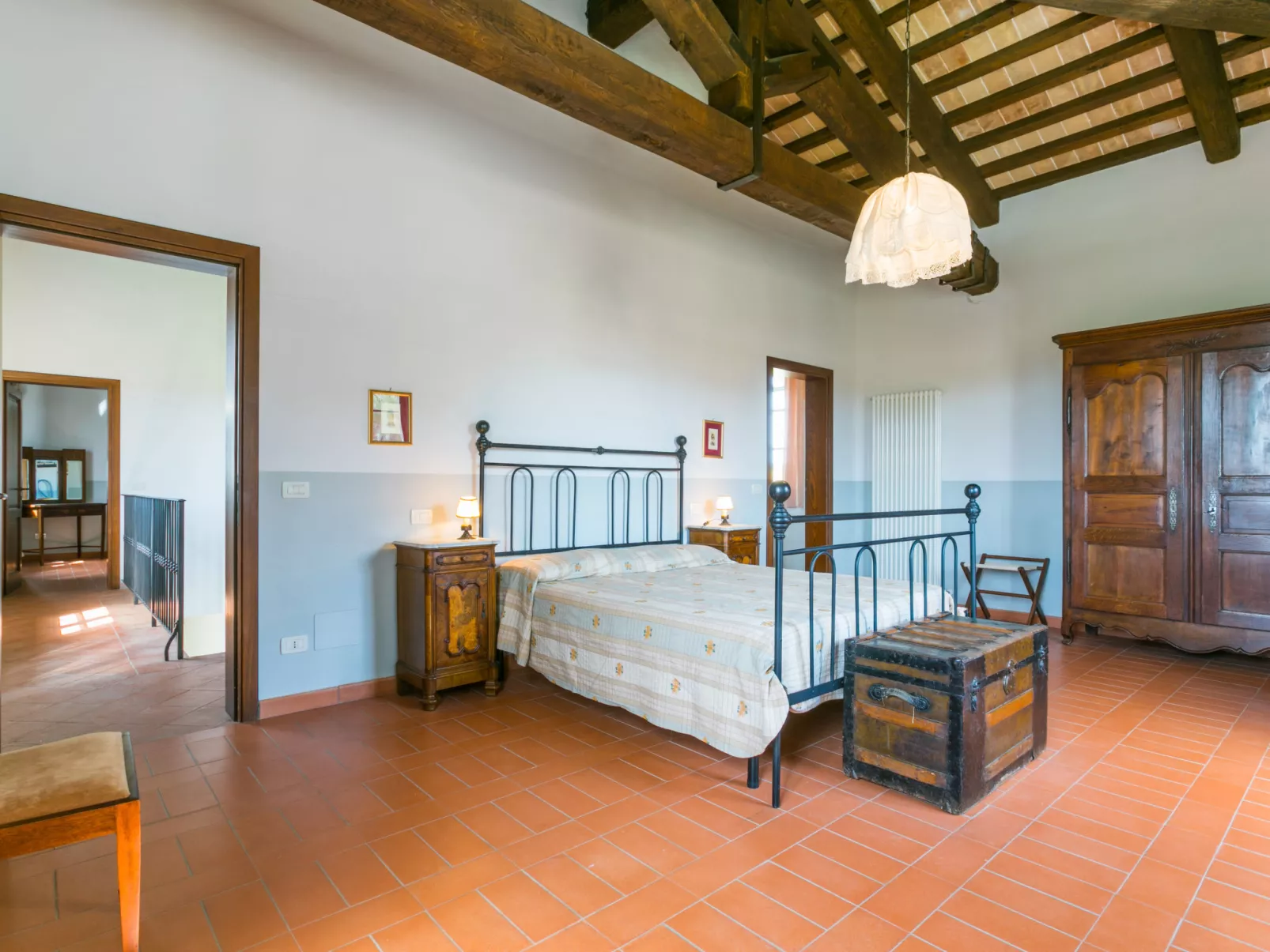 Casa dell'Arco-Inside