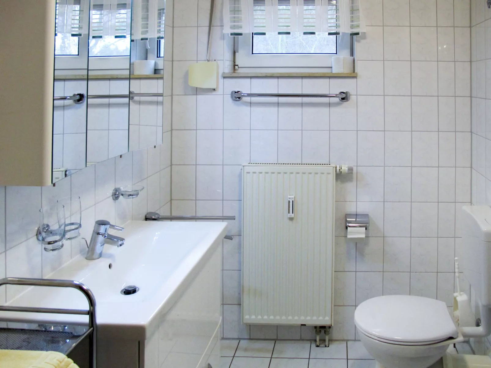 Glowe (GLW654)-Drinnen