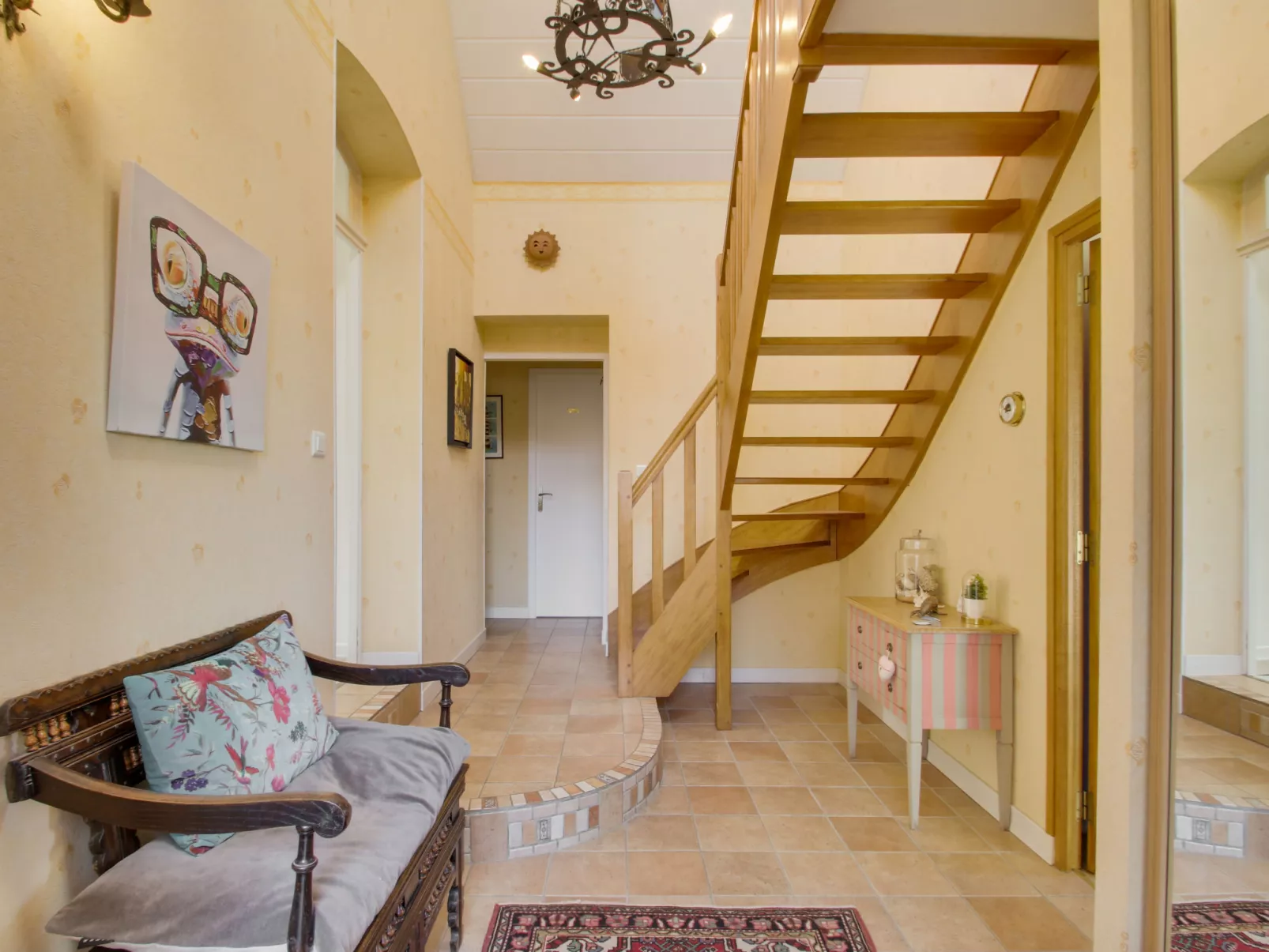 Le Petit Biyou-Inside