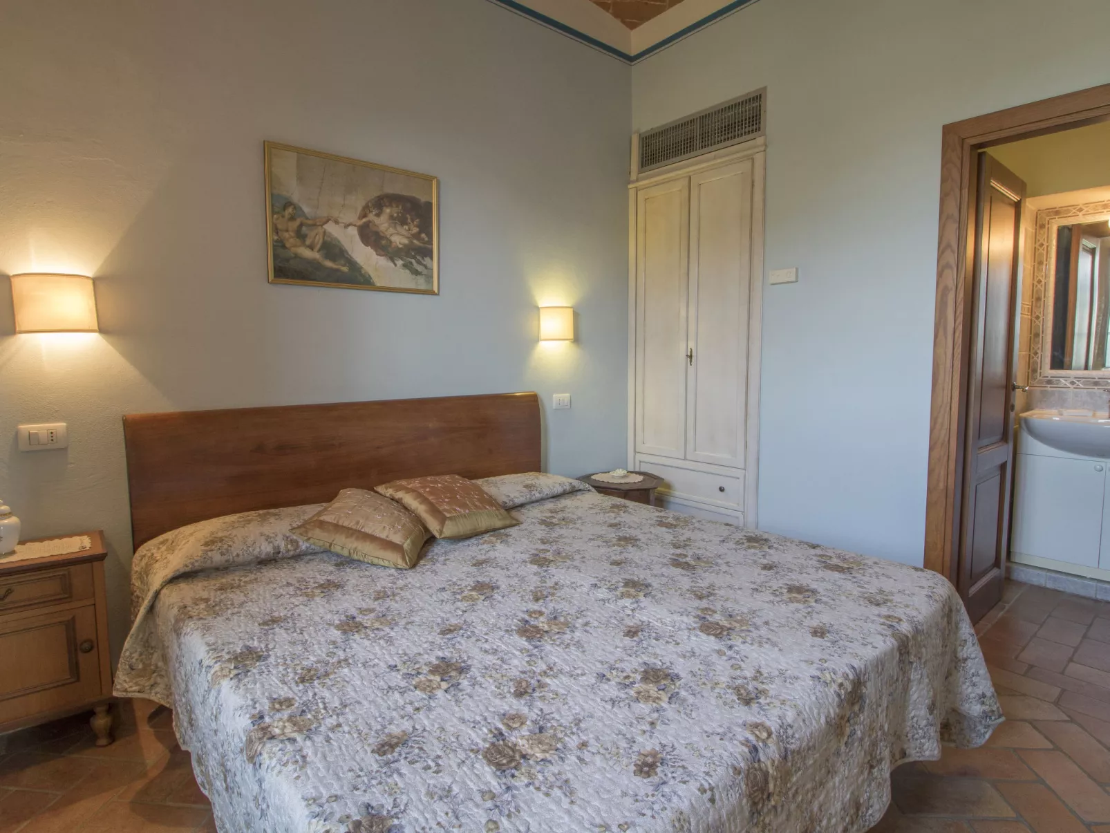 Le Rondini-Inside
