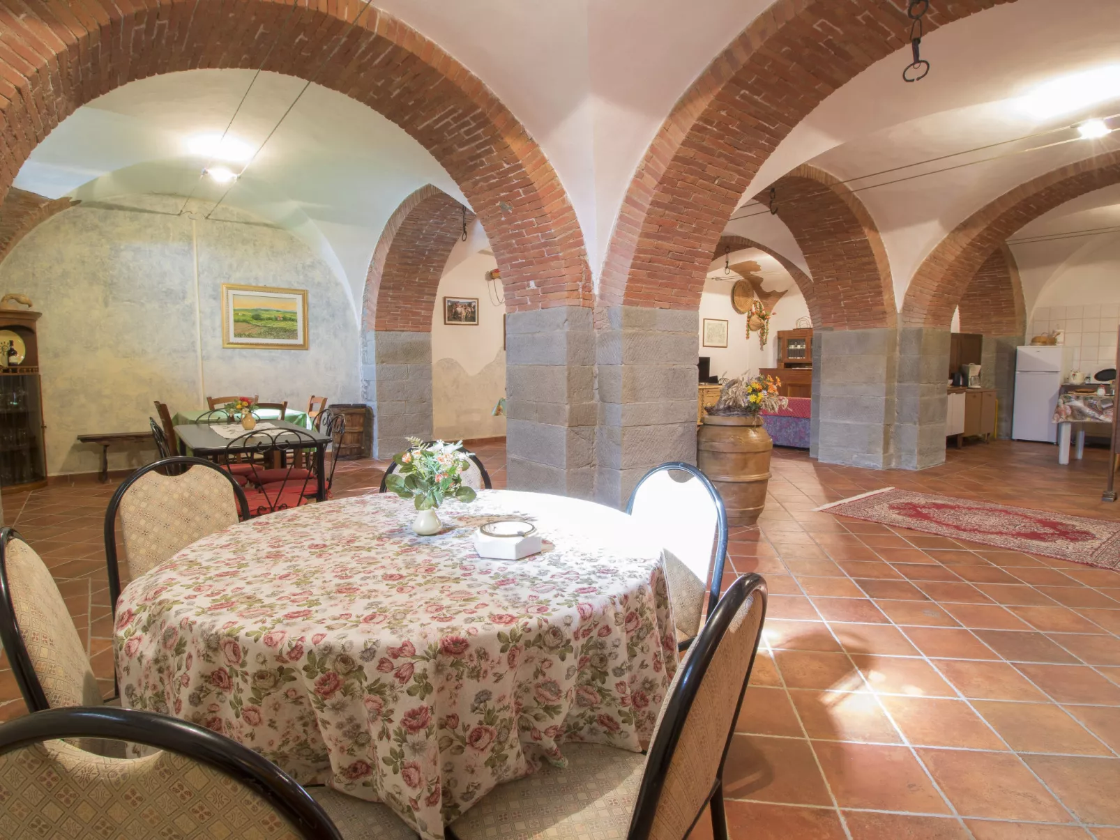 Le Rondini-Inside