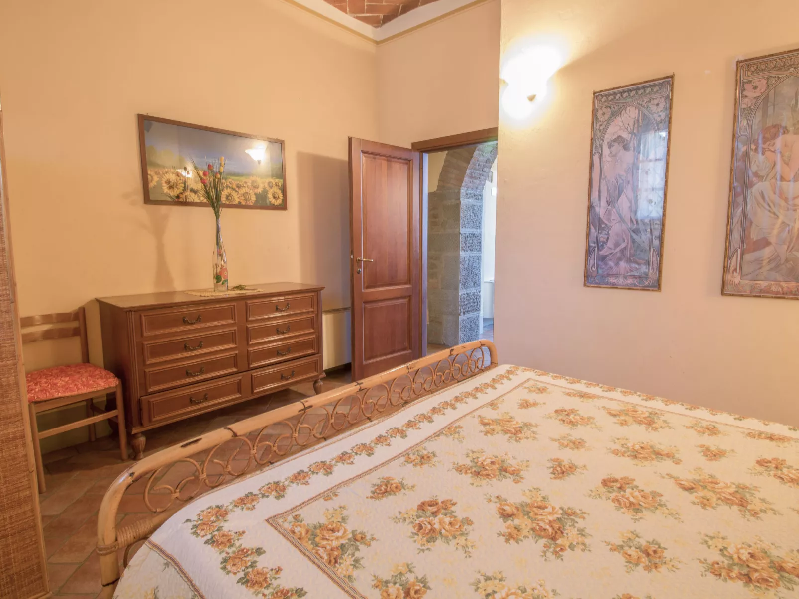 Le Rondini-Inside