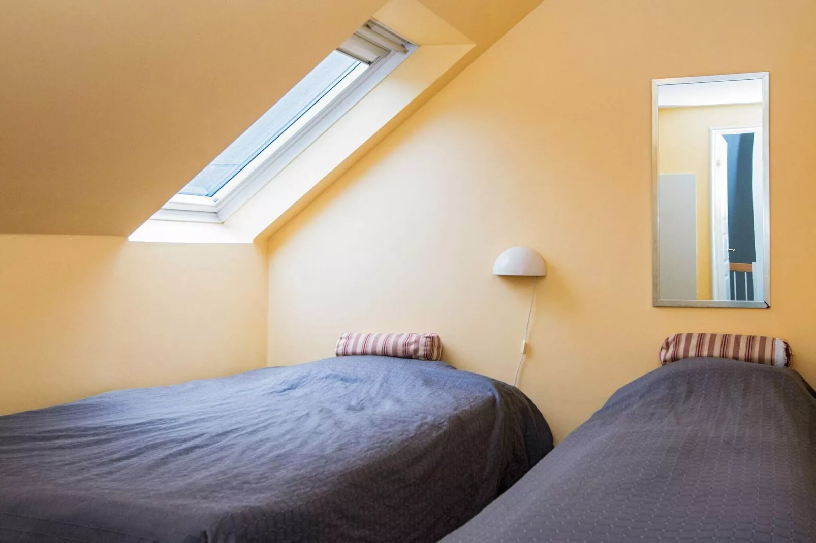 4 person holiday home in Ringkøbing-By Traum-Indoor