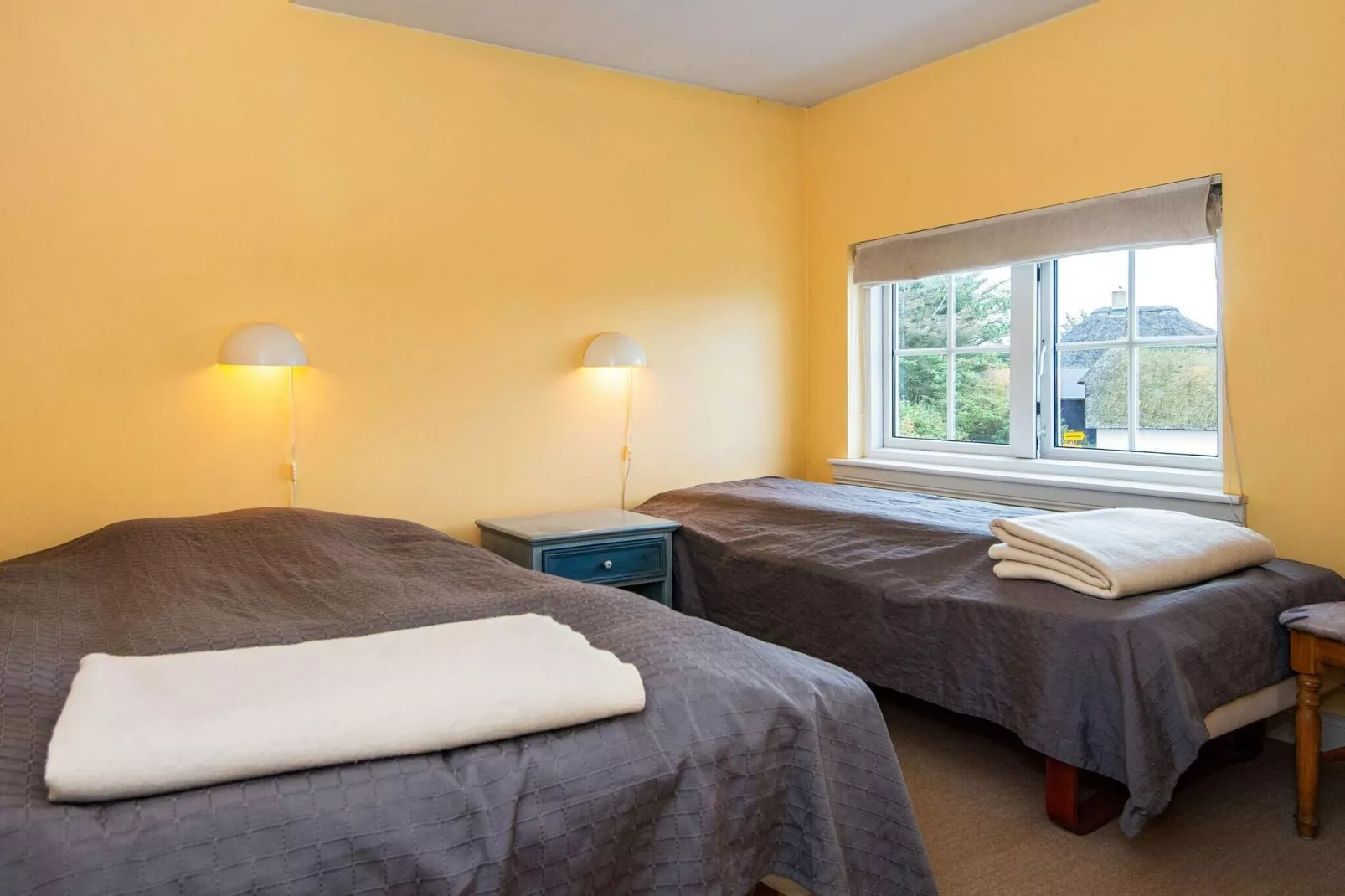 4 person holiday home in Ringkøbing-By Traum-Indoor