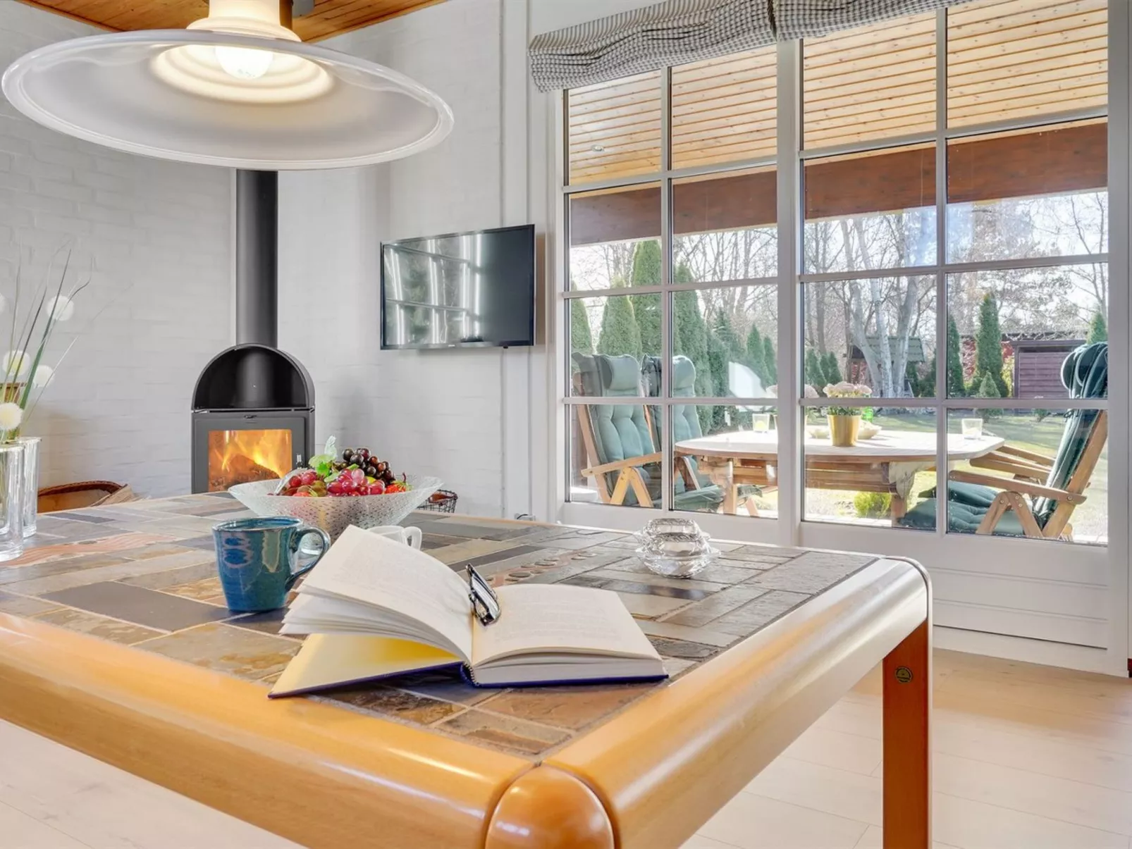 "Undis" - 660m from the sea-Inside
