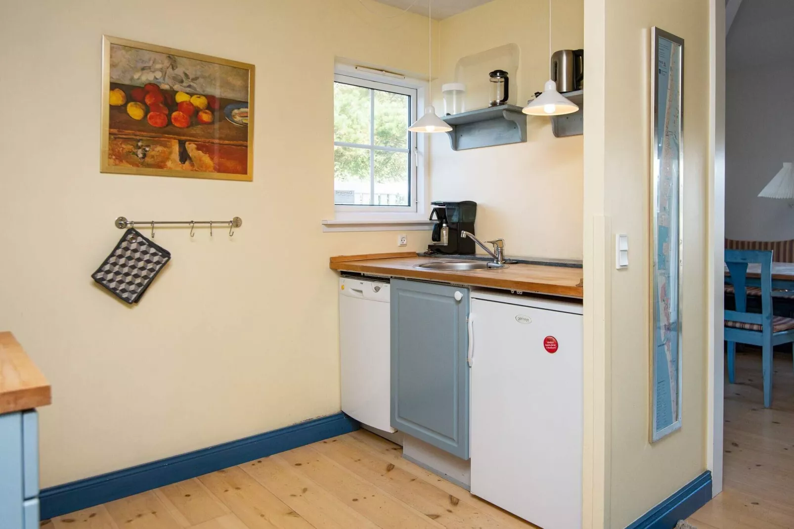 4 person holiday home in Ringkøbing-Indoor