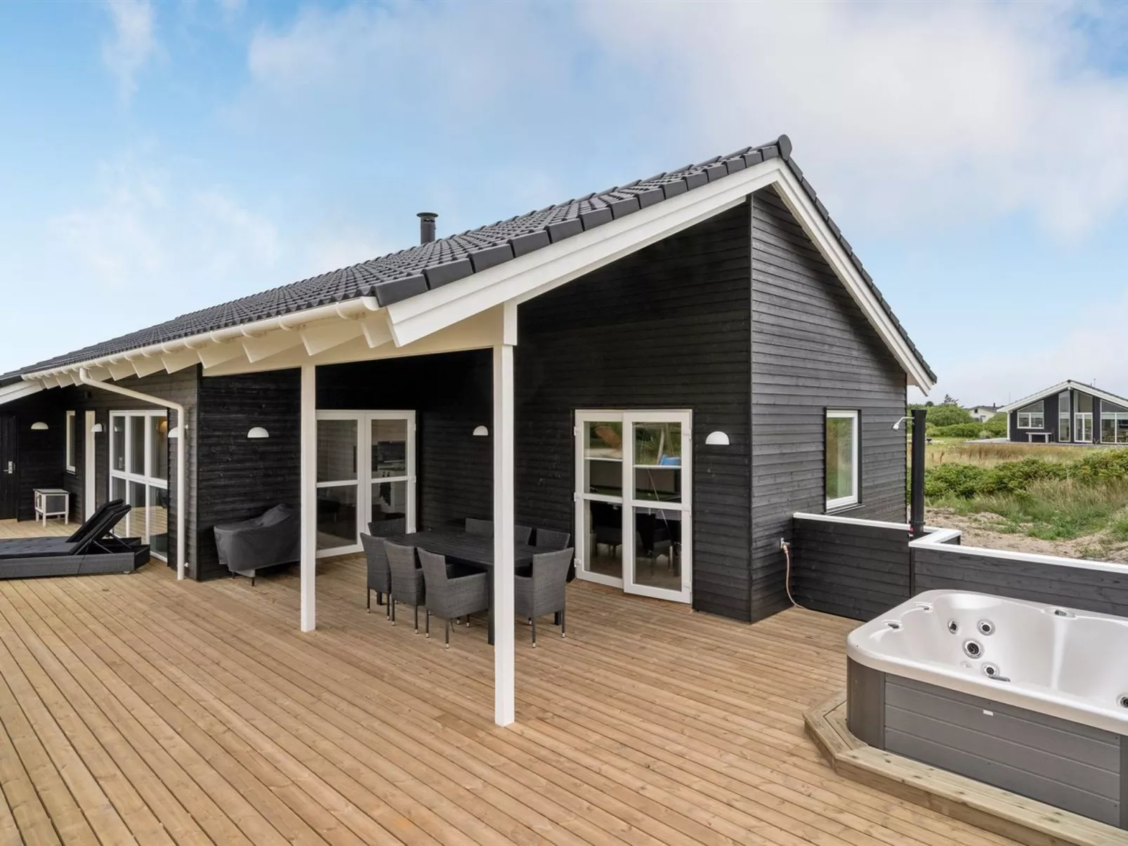 "Markku" - 400m from the sea