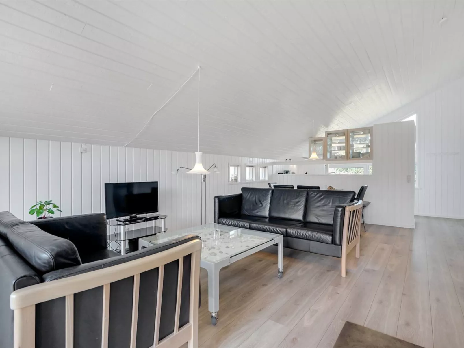 "Thera" - 2.8km from the sea-Drinnen
