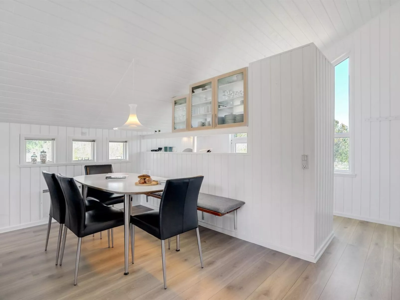 "Thera" - 2.8km from the sea-Drinnen