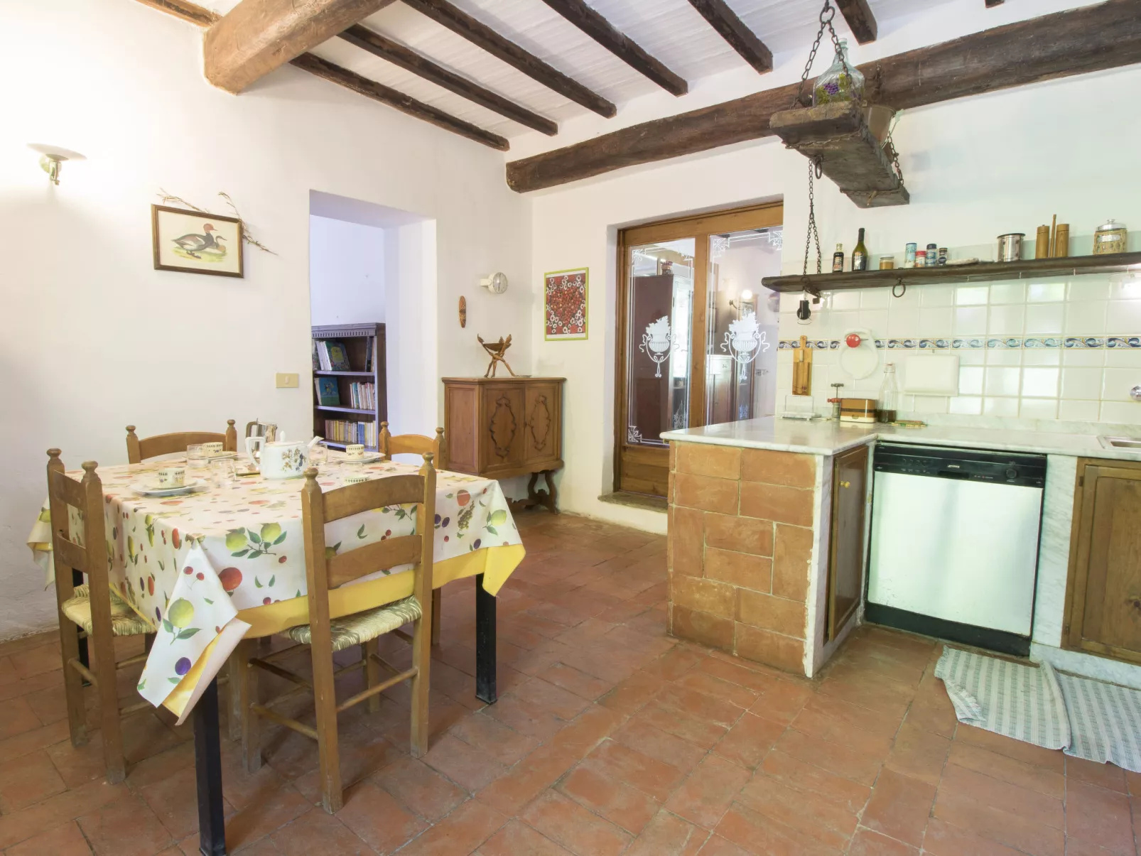 Casale Del Re-Inside