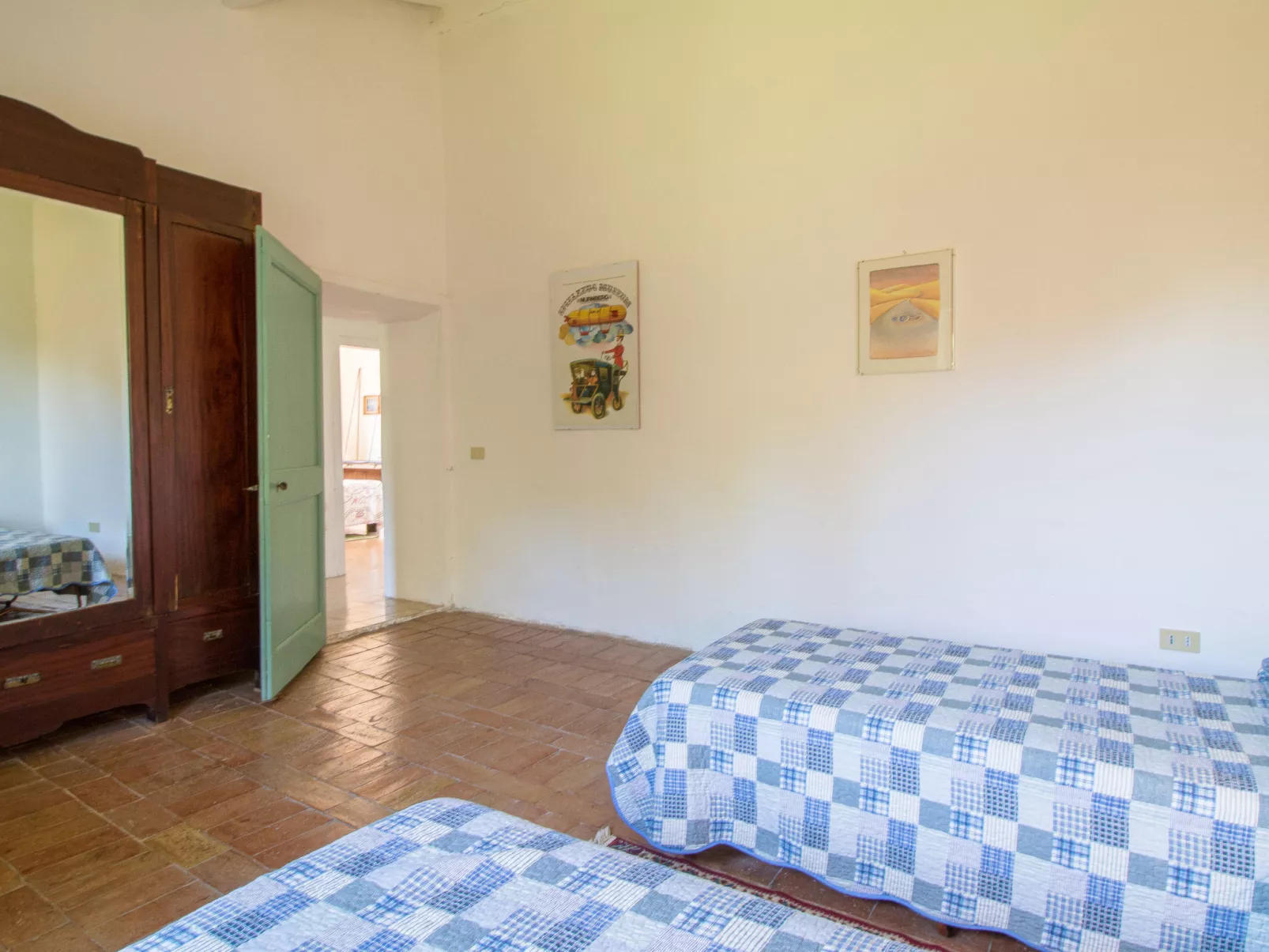 Casale Del Re-Inside