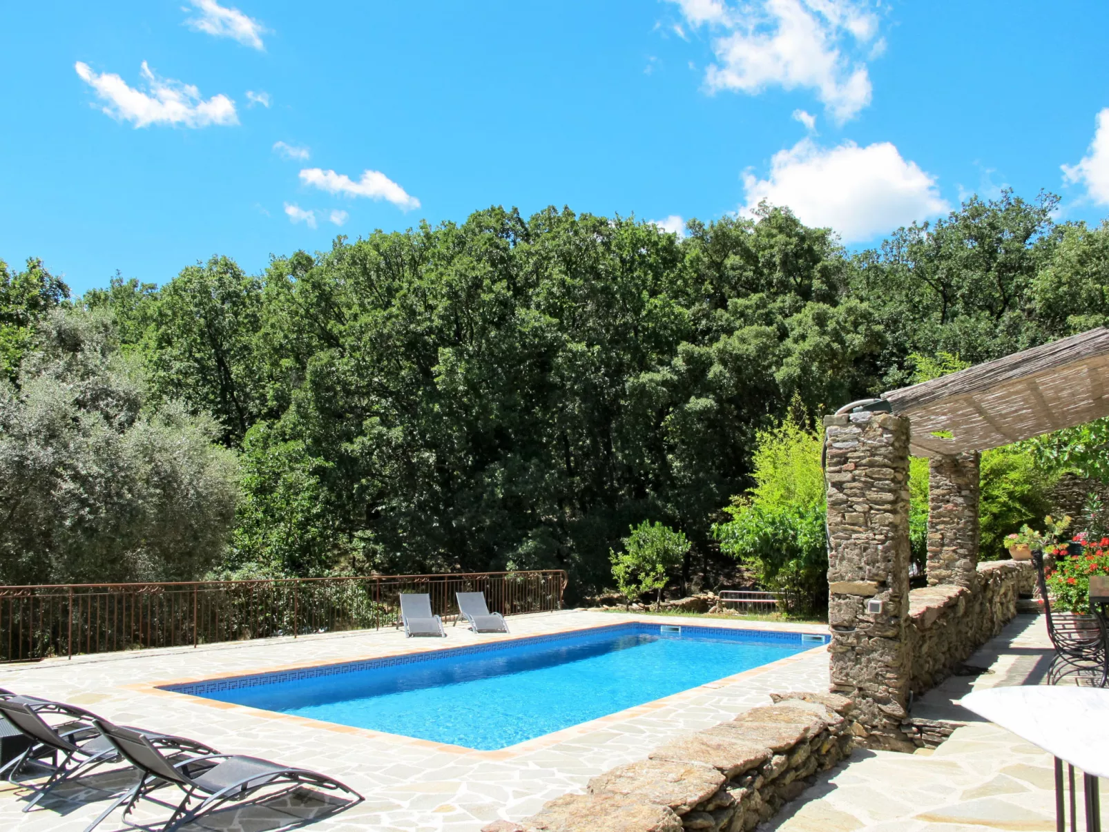 La Bastide Haute-Outside