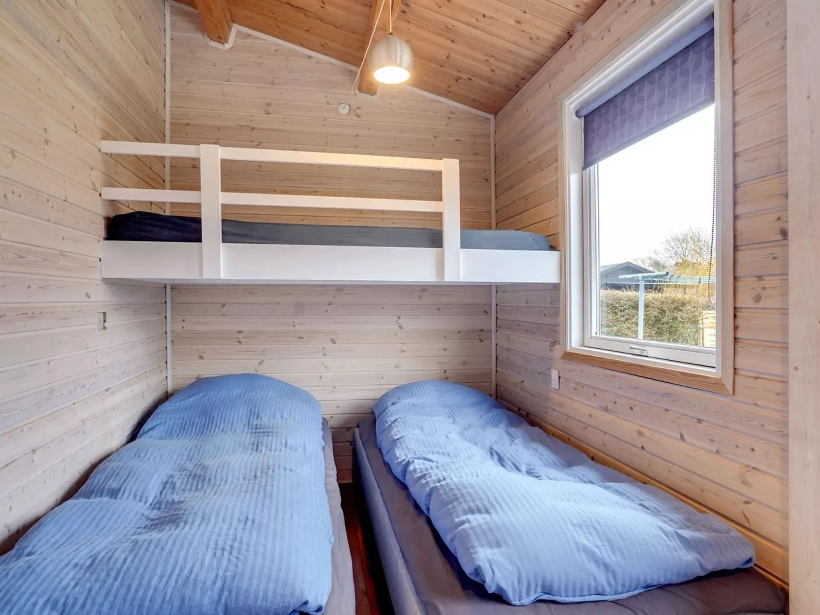 "Pentti" - 125m from the sea-Inside