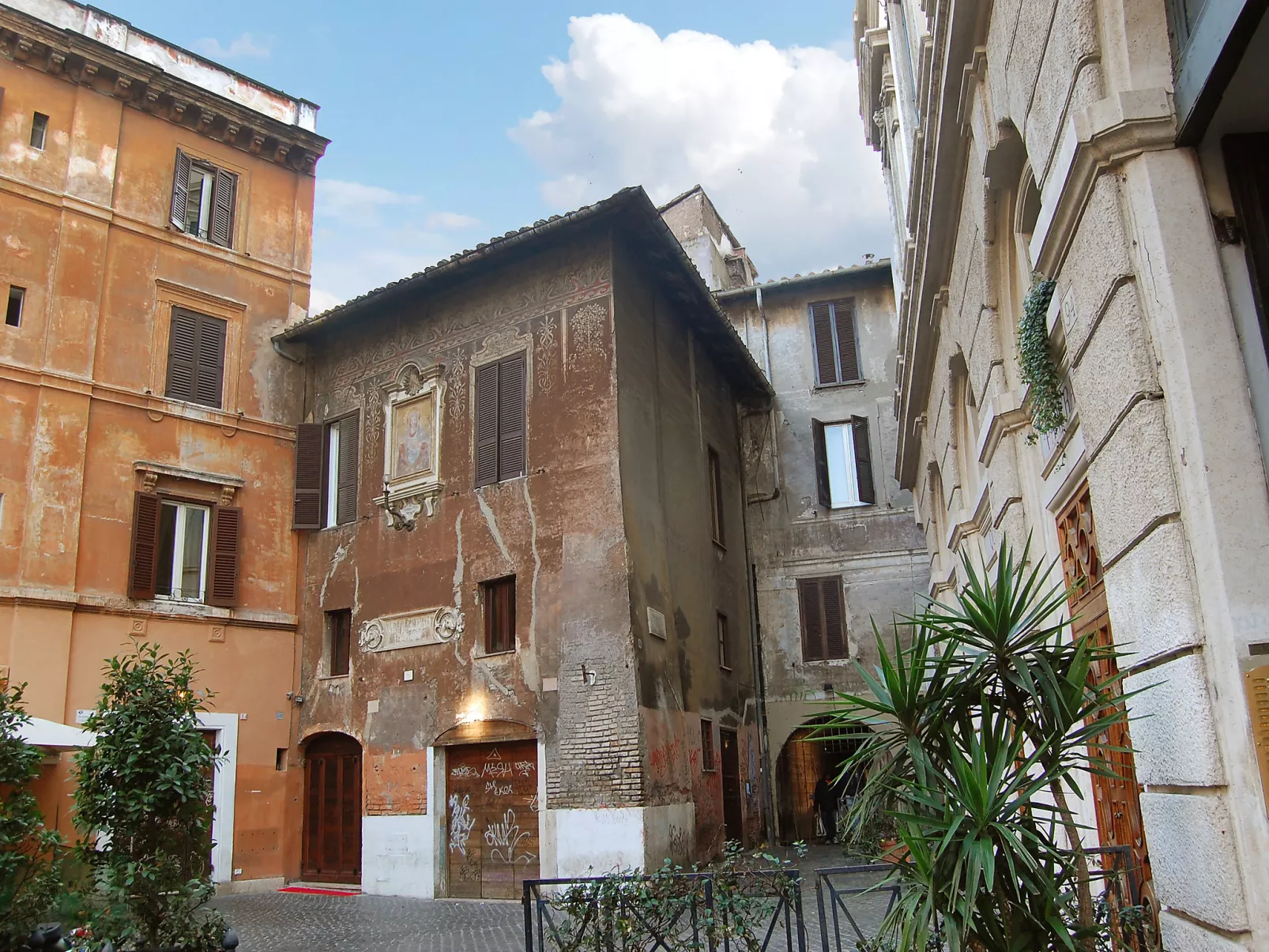 Campo de' Fiori-Outside
