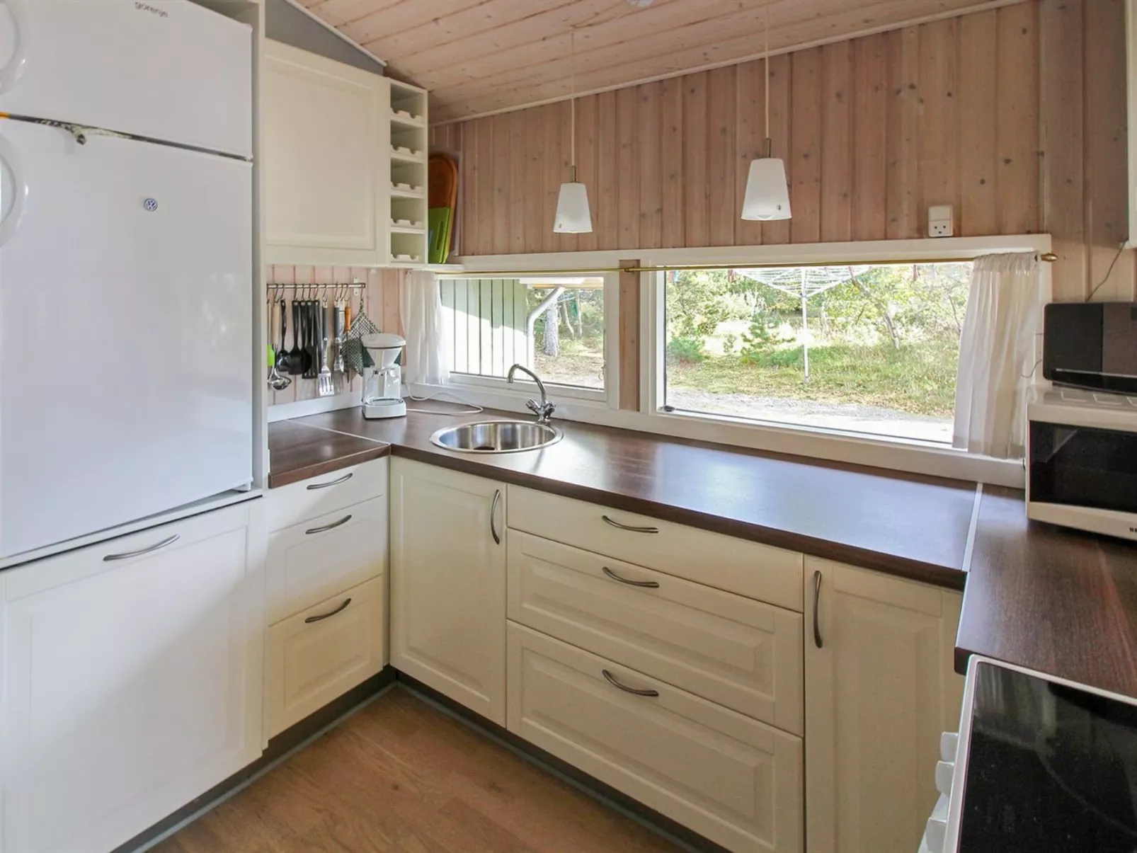 "Roir" - 250m from the sea-Inside