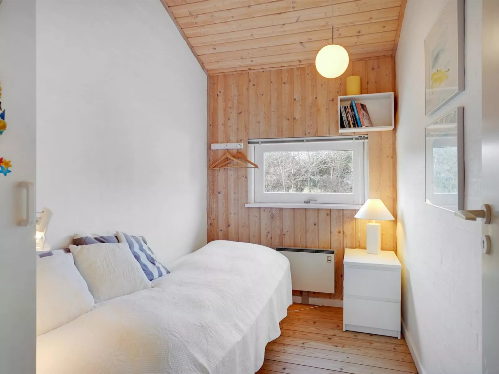 "Birette" - 1.5km from the sea-Inside