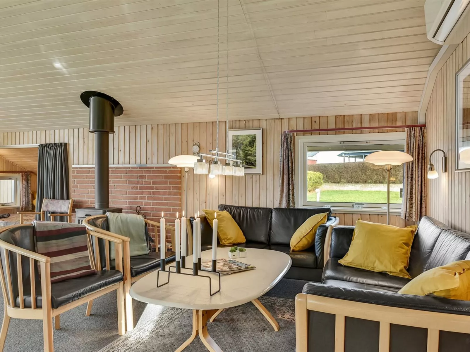 "Hjalmar" - 400m from the sea-Inside