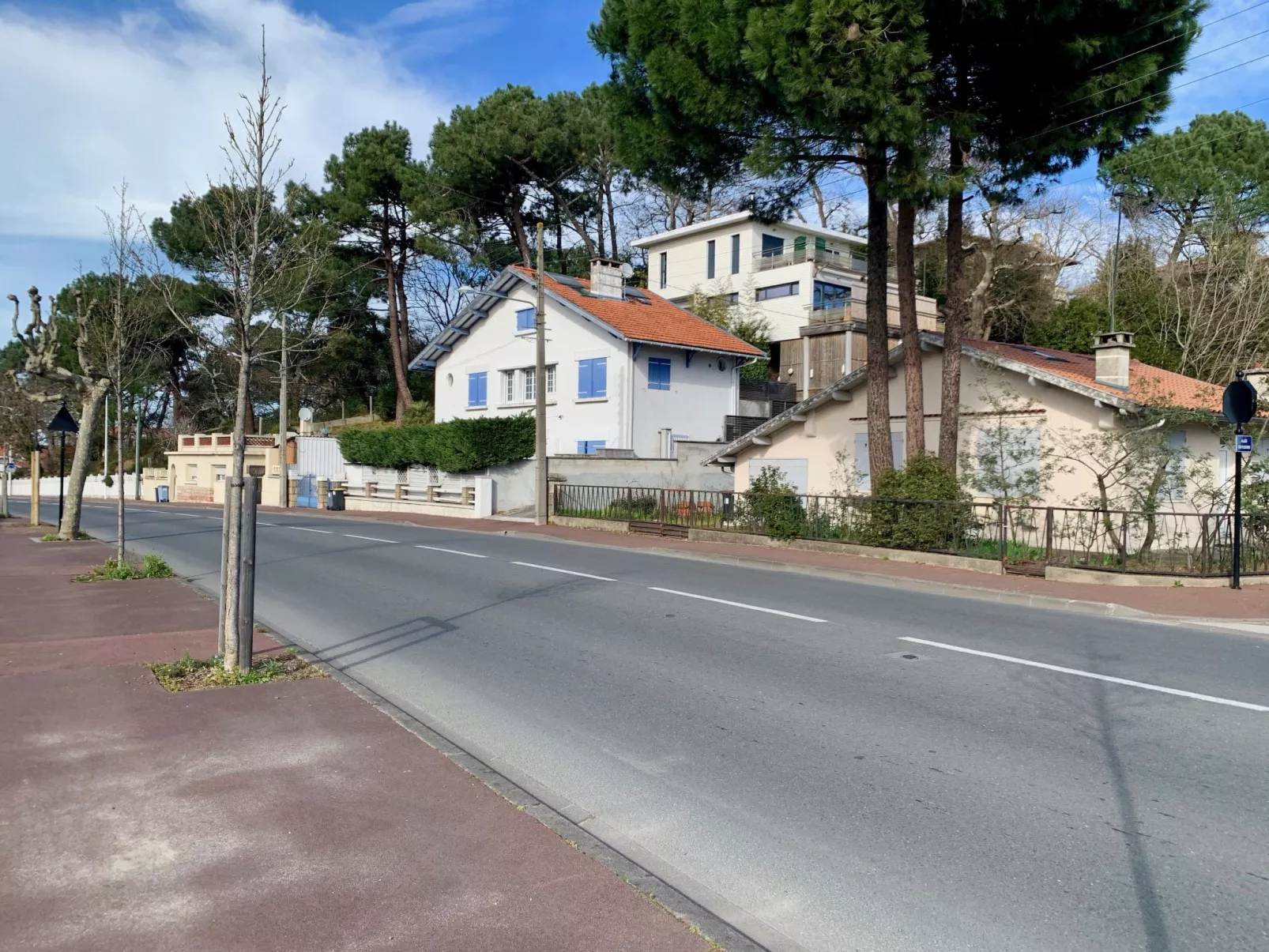 Les Choupou-Outside