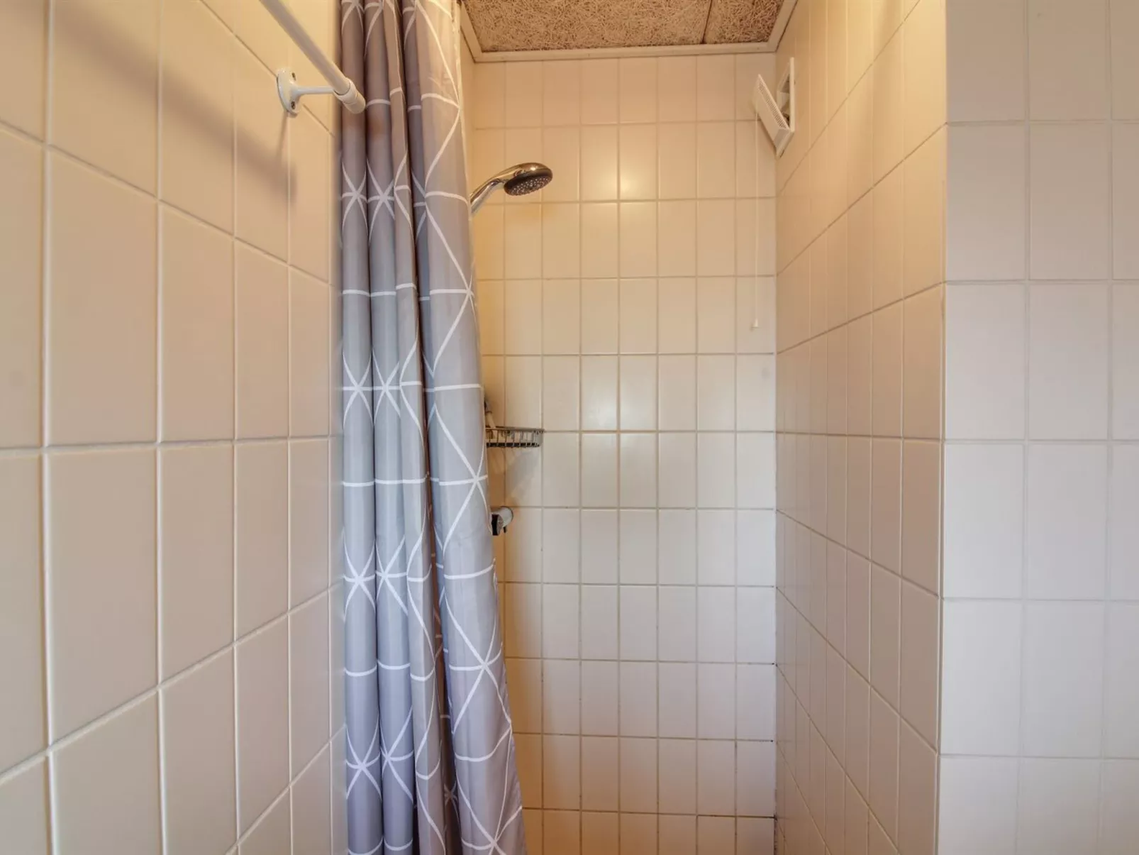 "Eydis" - 150m from the sea-Inside