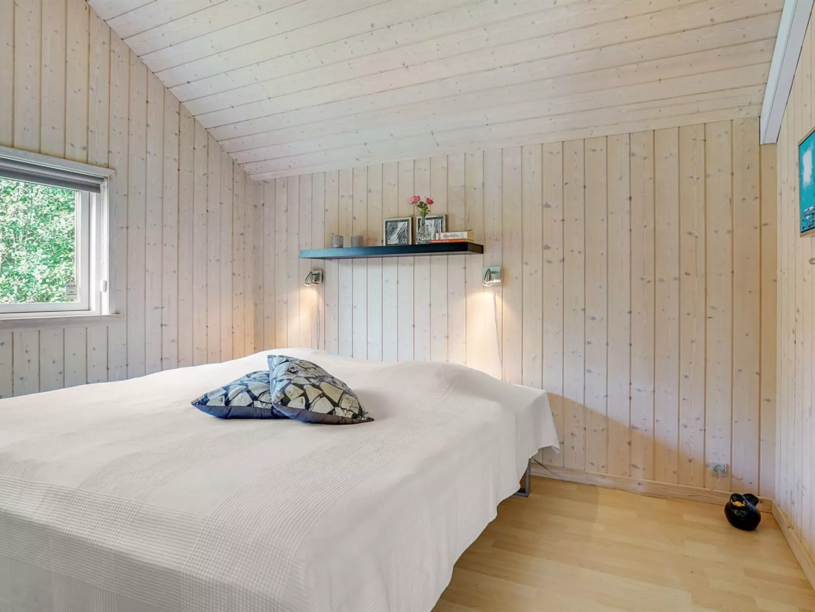 "Agved" - 1.5km from the sea-Inside