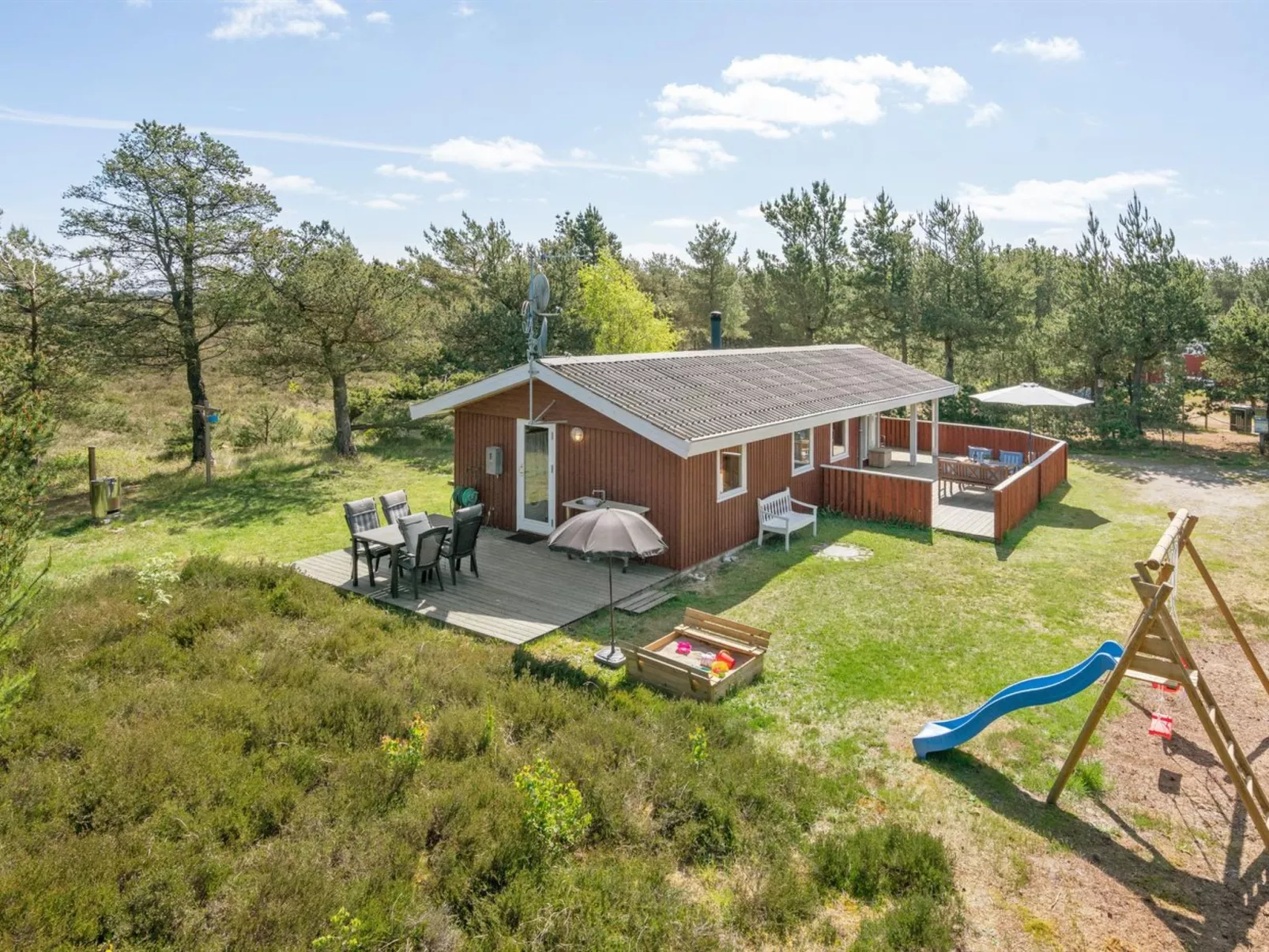 "Hrefna" - 350m from the sea-Outside