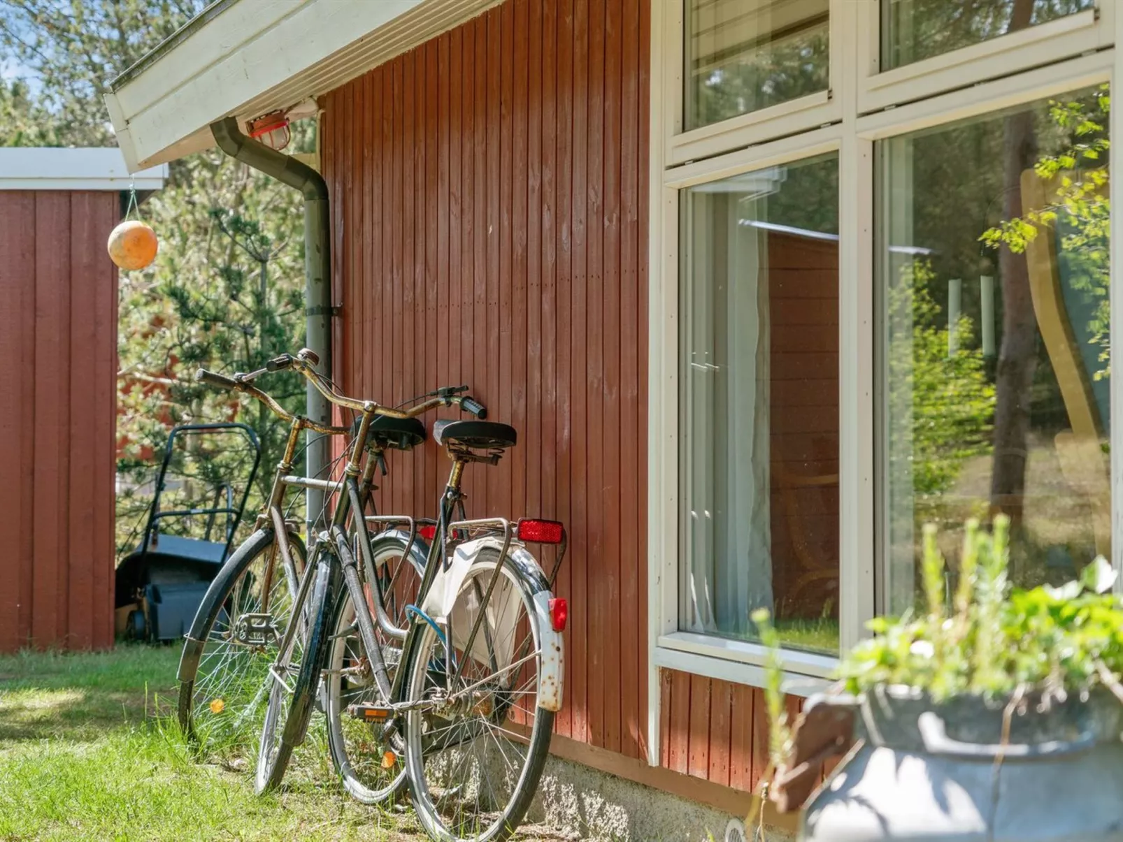 "Hrefna" - 350m from the sea-Outside