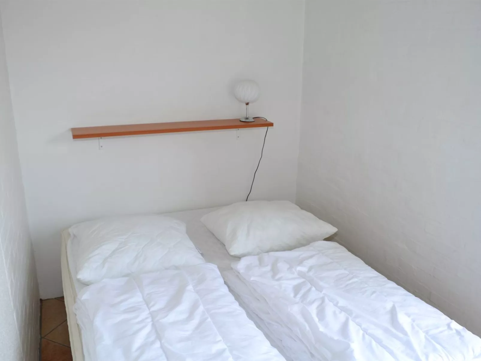 "Gunnlaug" - 500m from the sea-Inside