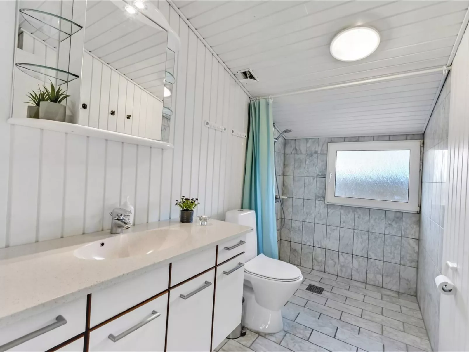 "Malgest" - 100m from the sea-Inside