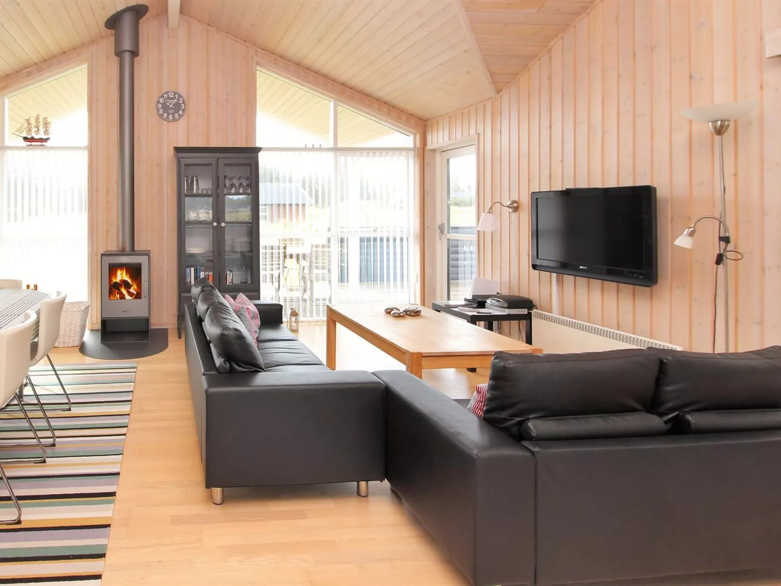 "Oskarvine" - 900m from the sea-Drinnen