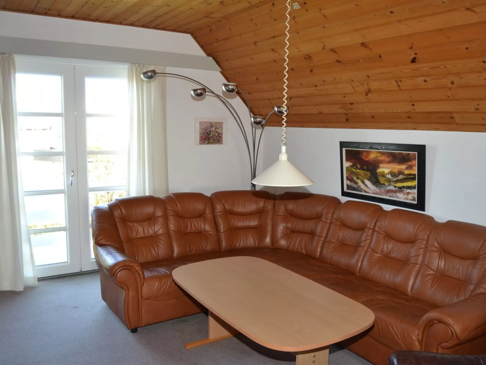 "Ester" - 2.3km from the sea-Drinnen