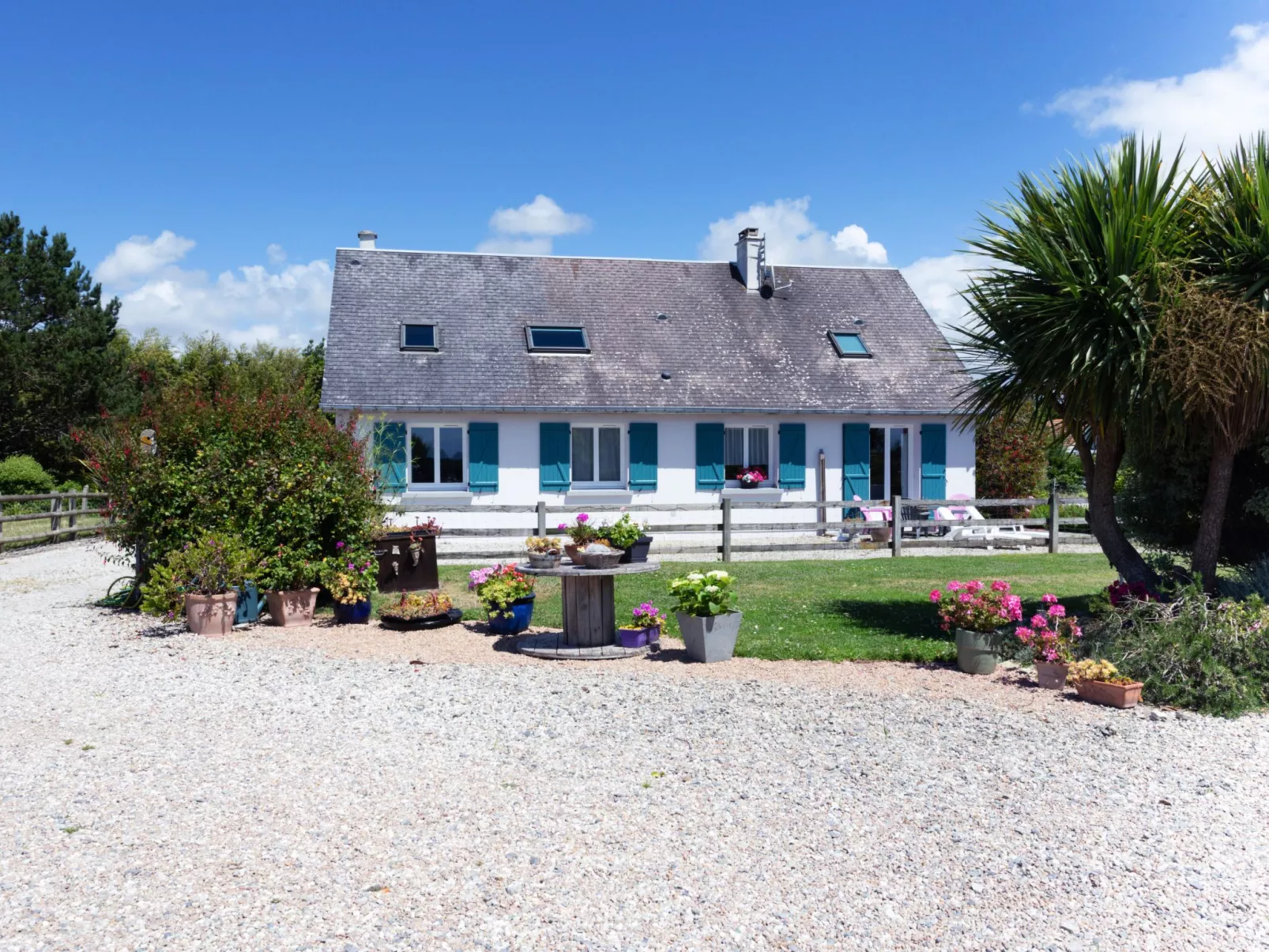 Le Pré Salé-Outside