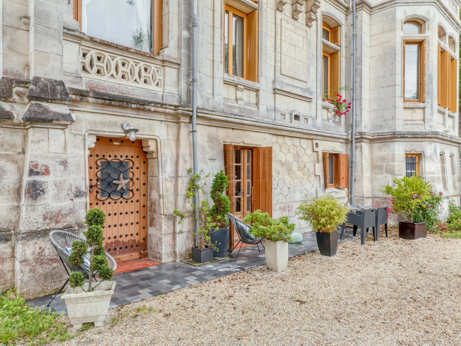 Villa Giroflé-Outside