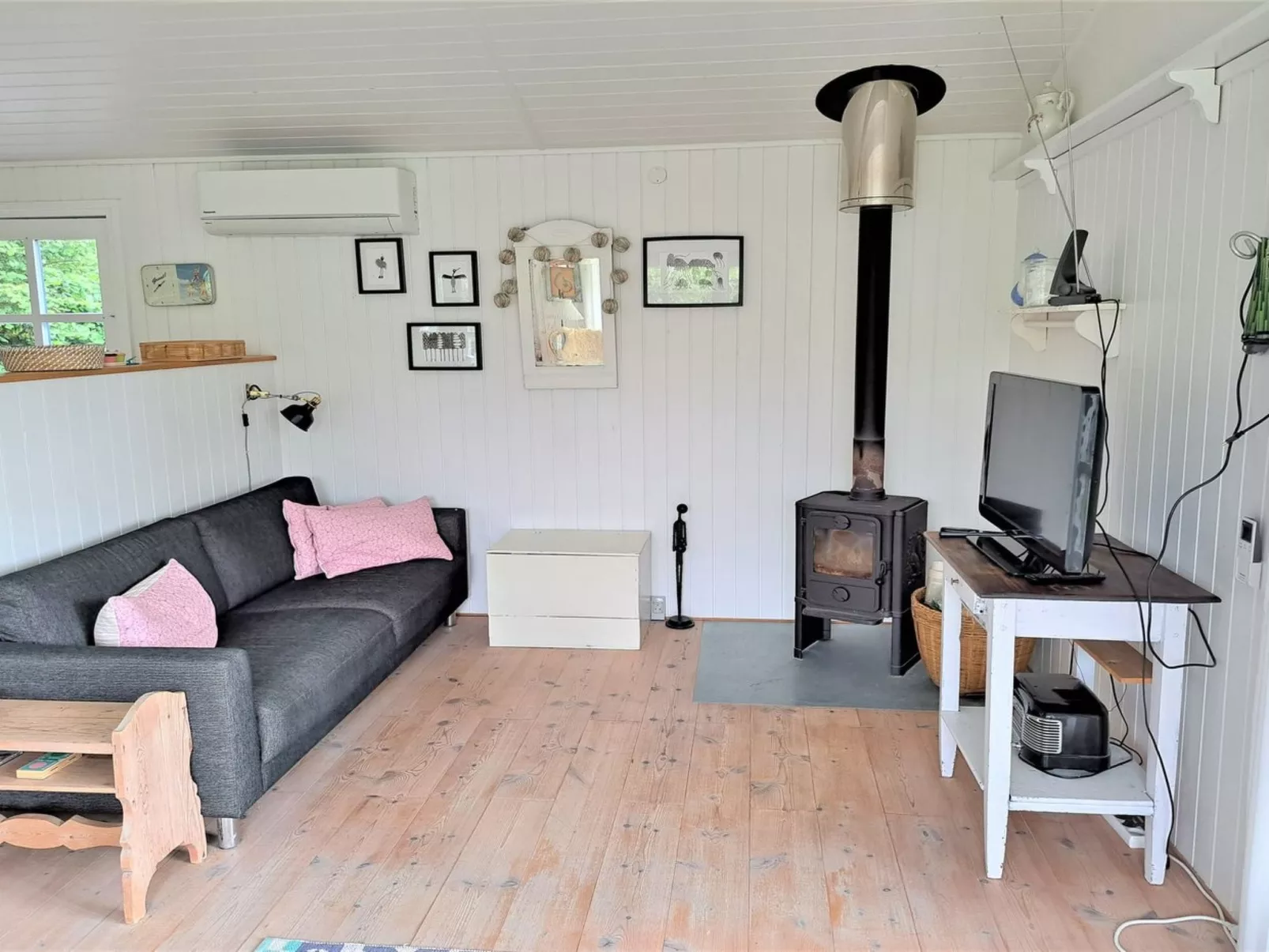 "Nesrin" - 70m from the sea-Drinnen