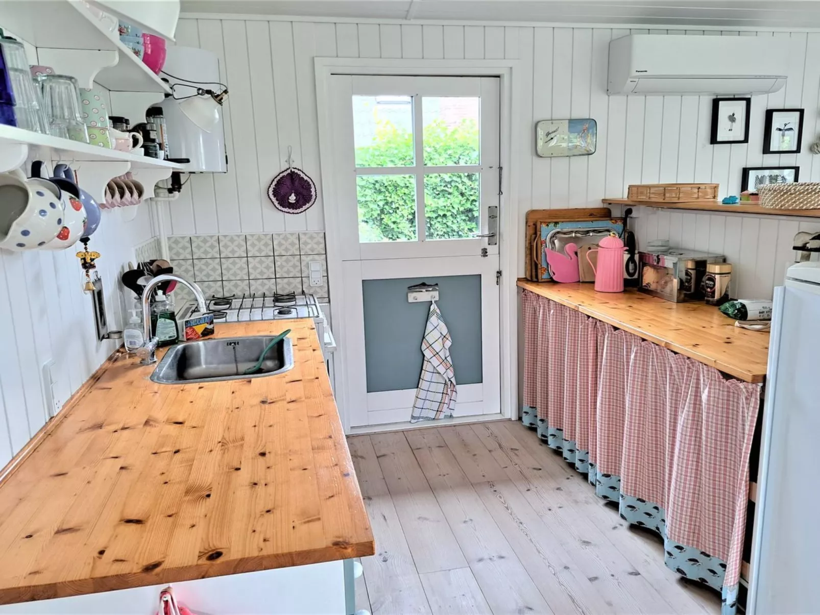 "Nesrin" - 70m from the sea-Drinnen