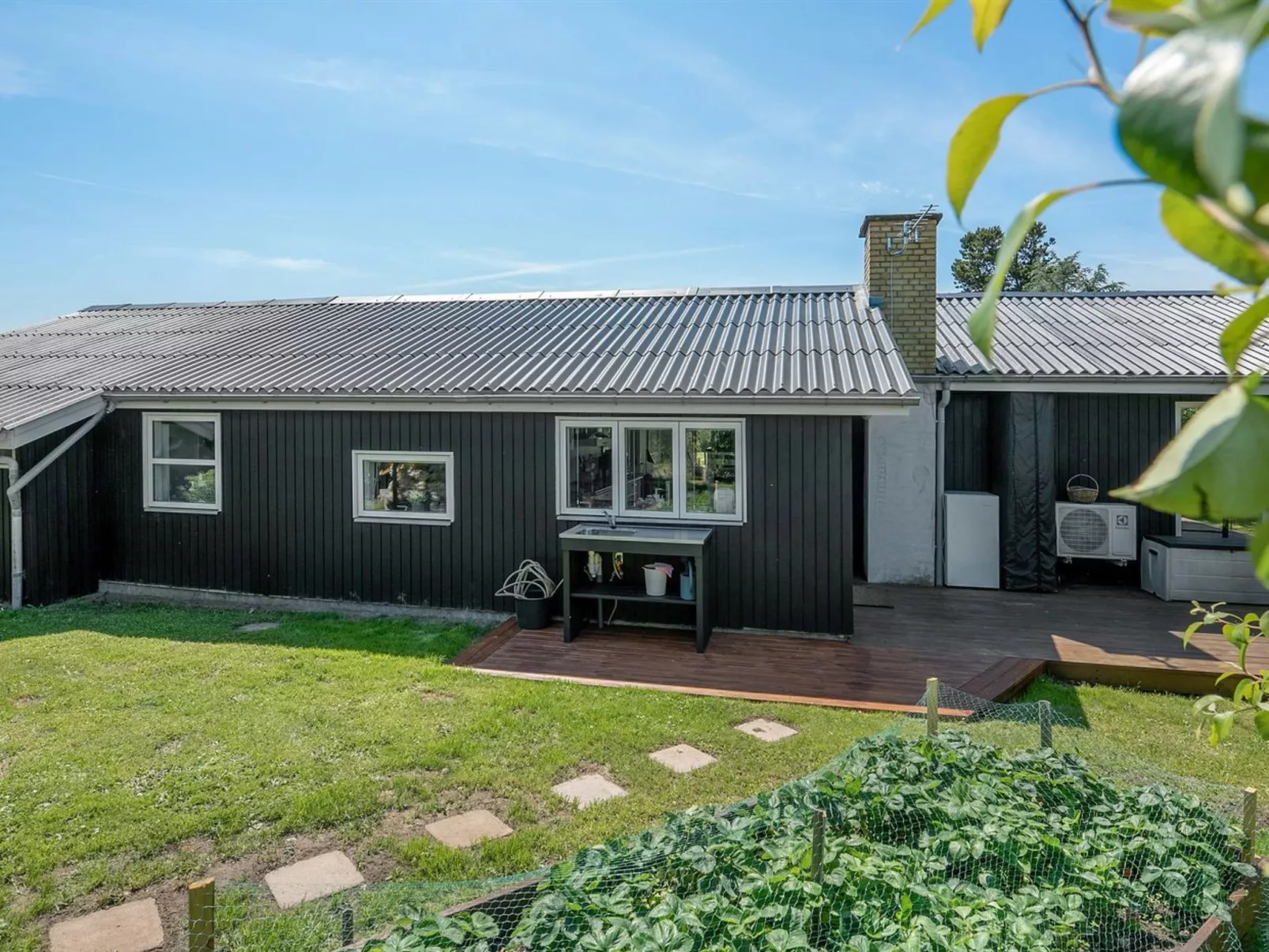 "Bisera" - 150m from the sea-Outside