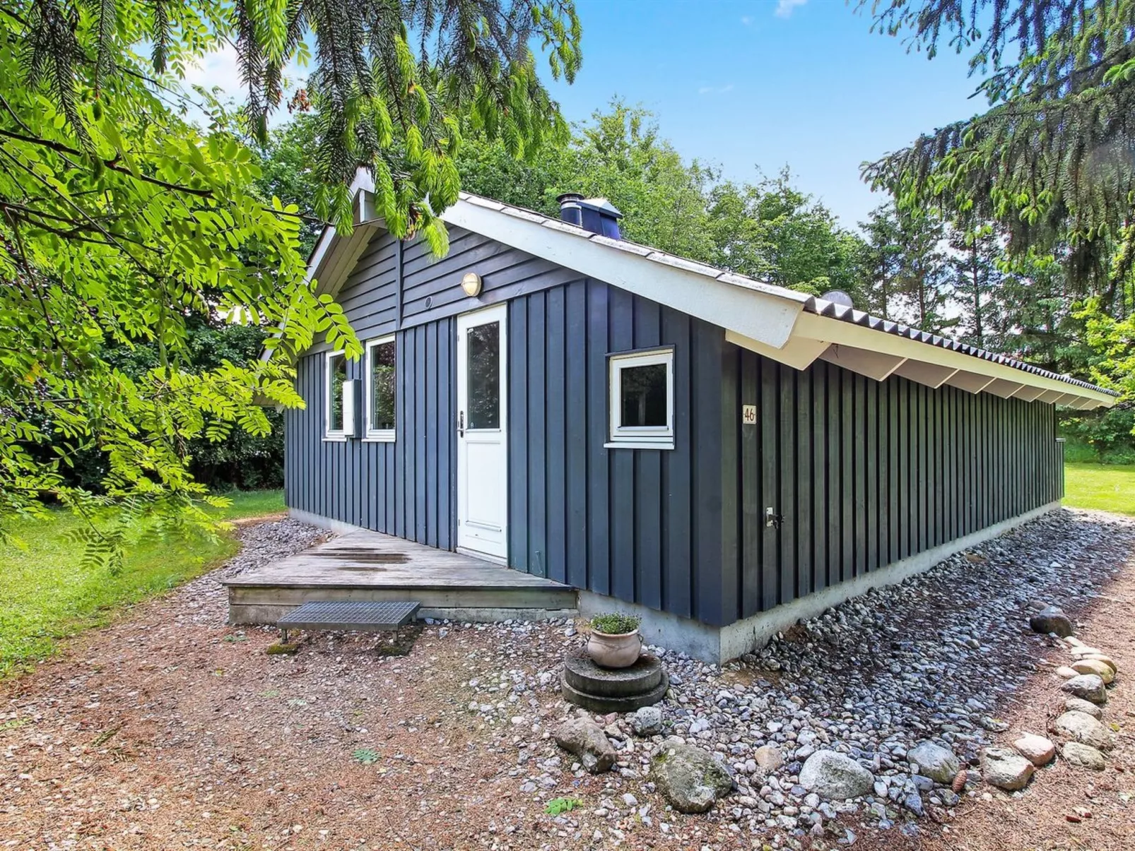 "Frederikke" - 28km from the sea-Outside