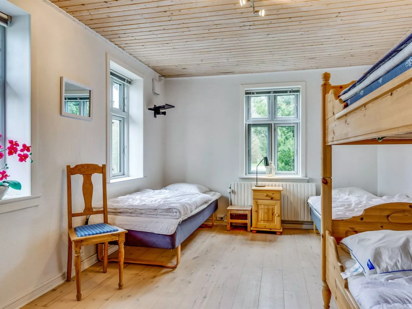 "Sophia" - 8km from the sea-Inside
