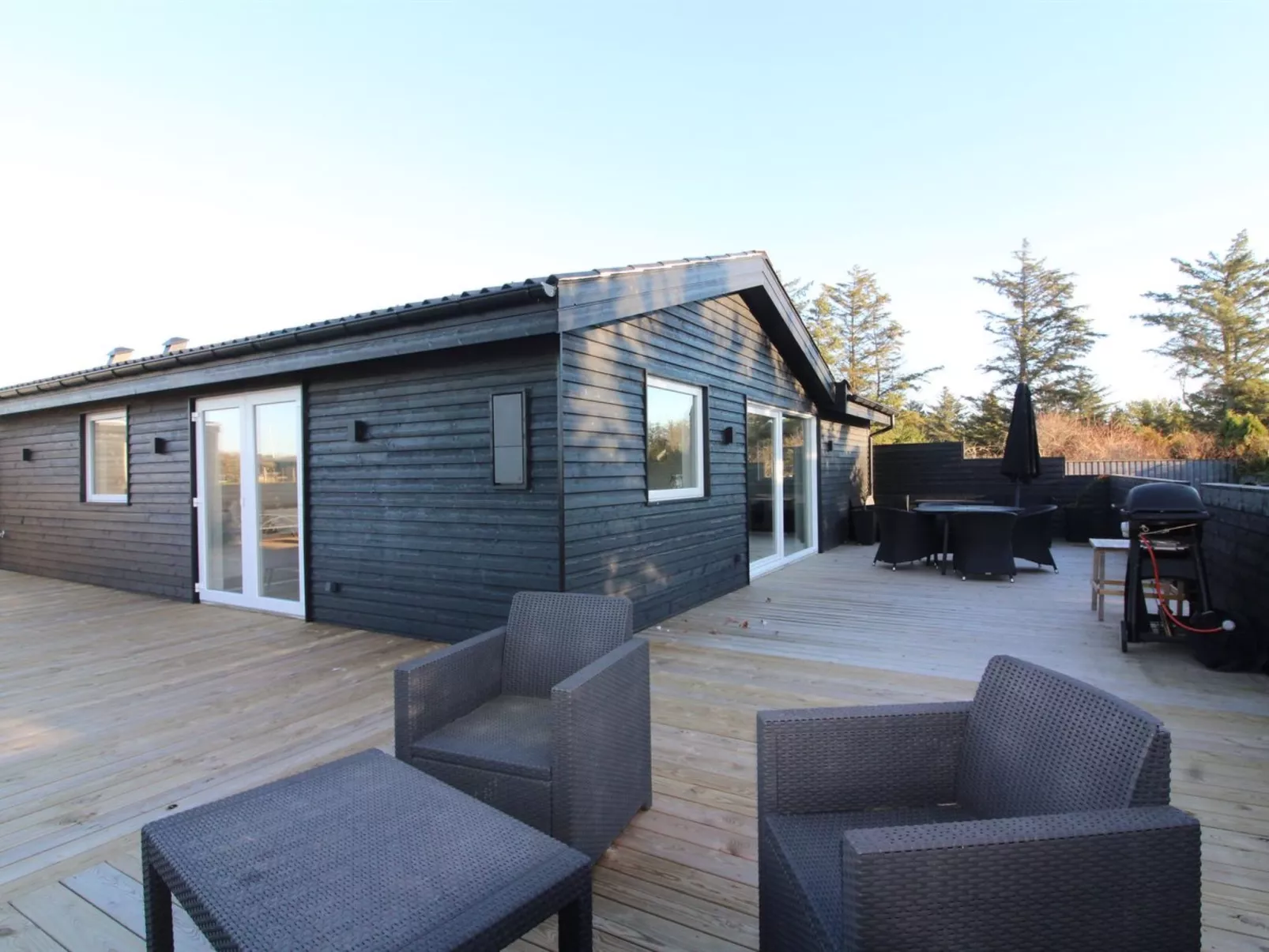 "Kamp" - 700m from the sea-Drinnen