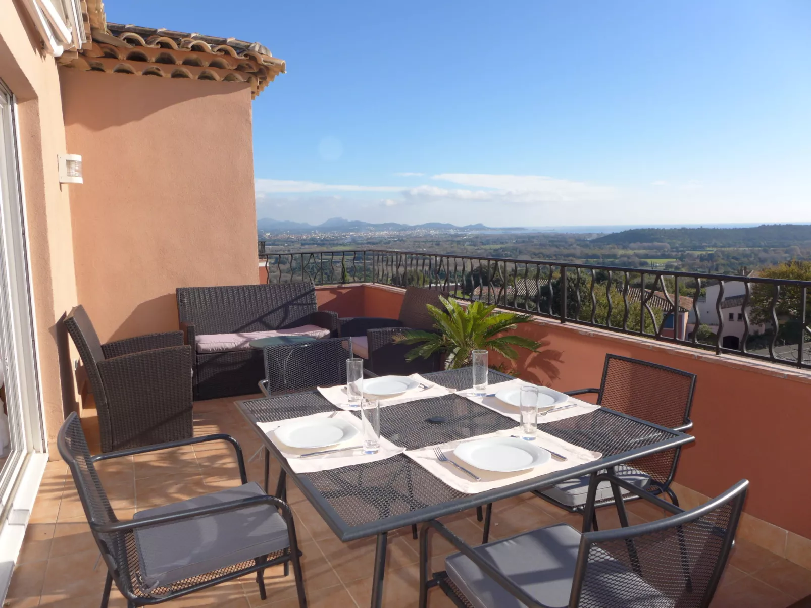 Le Golf de Roquebrune-Outside