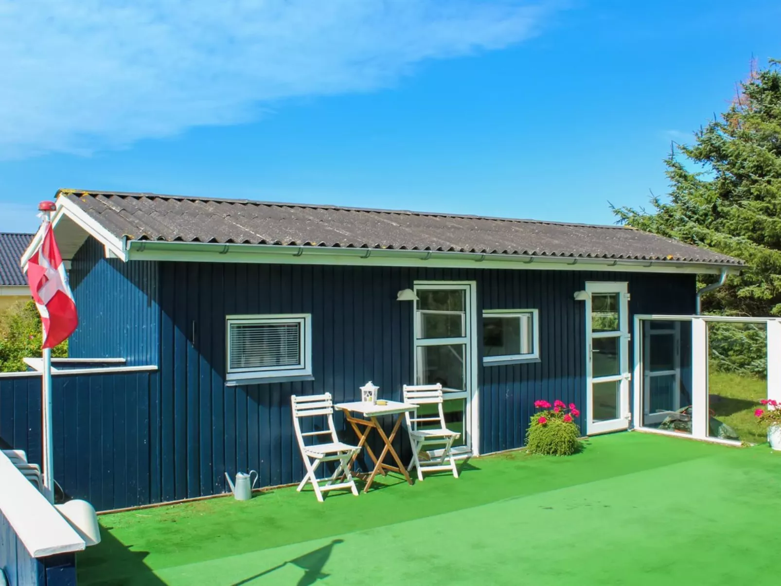 "Gitten" - 600m from the sea-Inside