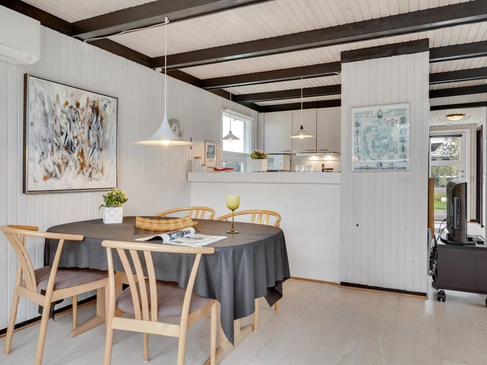 "Bernadet" - 425m from the sea-Inside