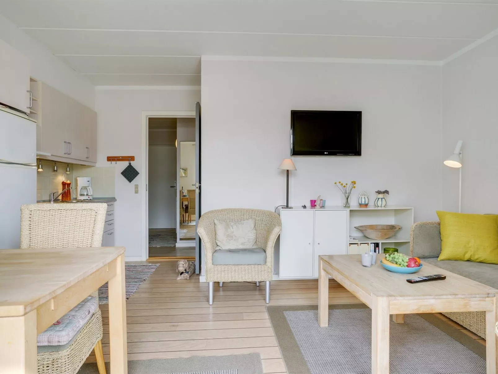 "Cilla" - 1km from the sea-Inside