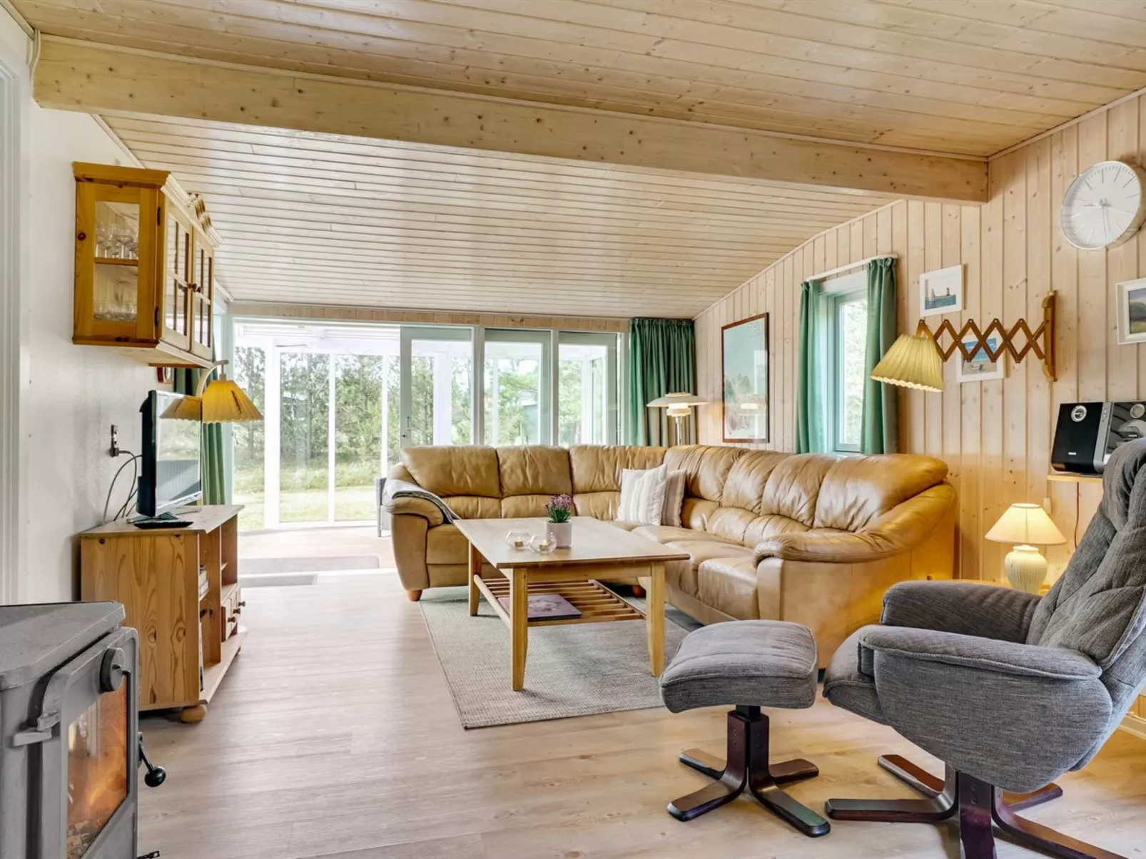 "Hughlek" - 900m from the sea-Inside