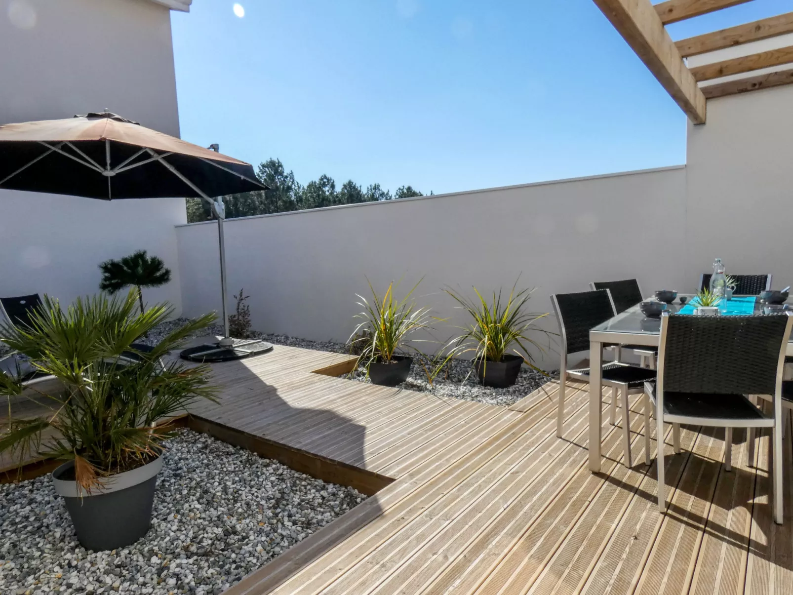 Les Patios de Flore-Outside