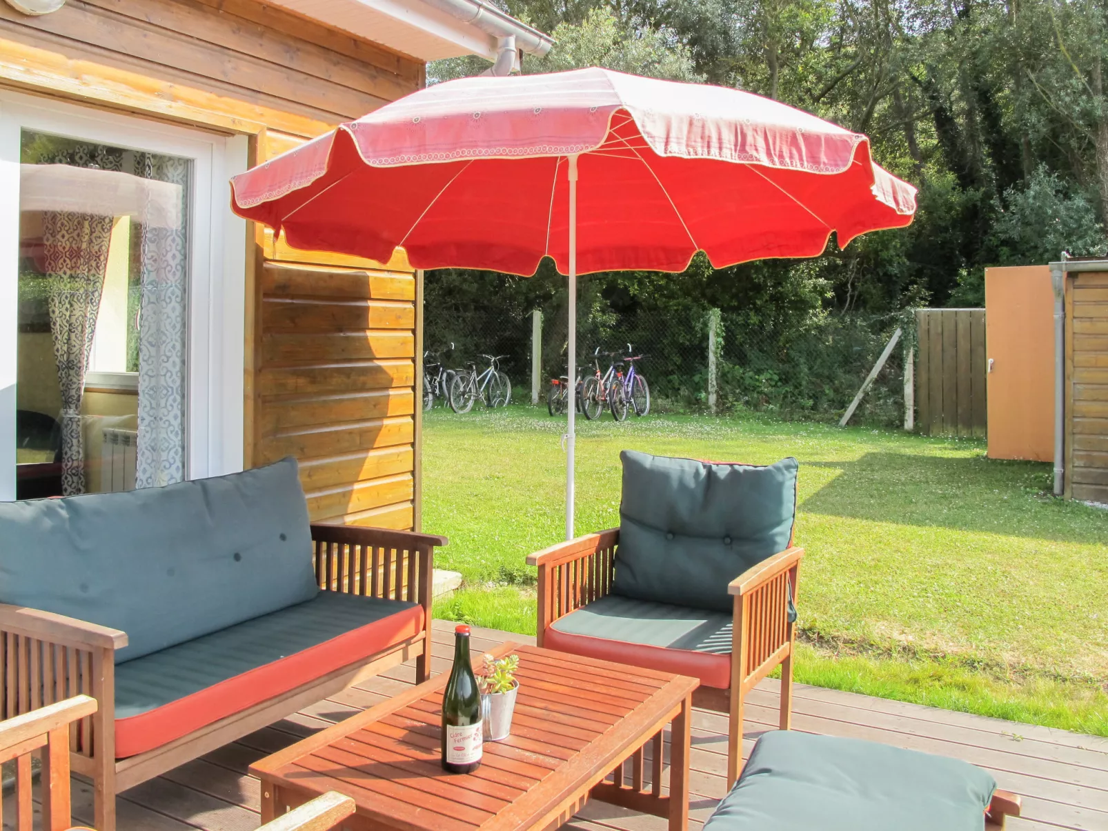 Chez Laurette-Outside