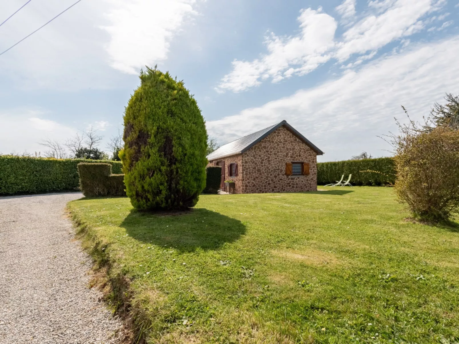 Le Petit Chalet-Outside
