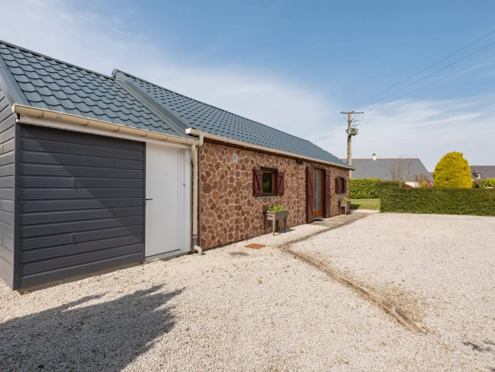 Le Petit Chalet-Outside