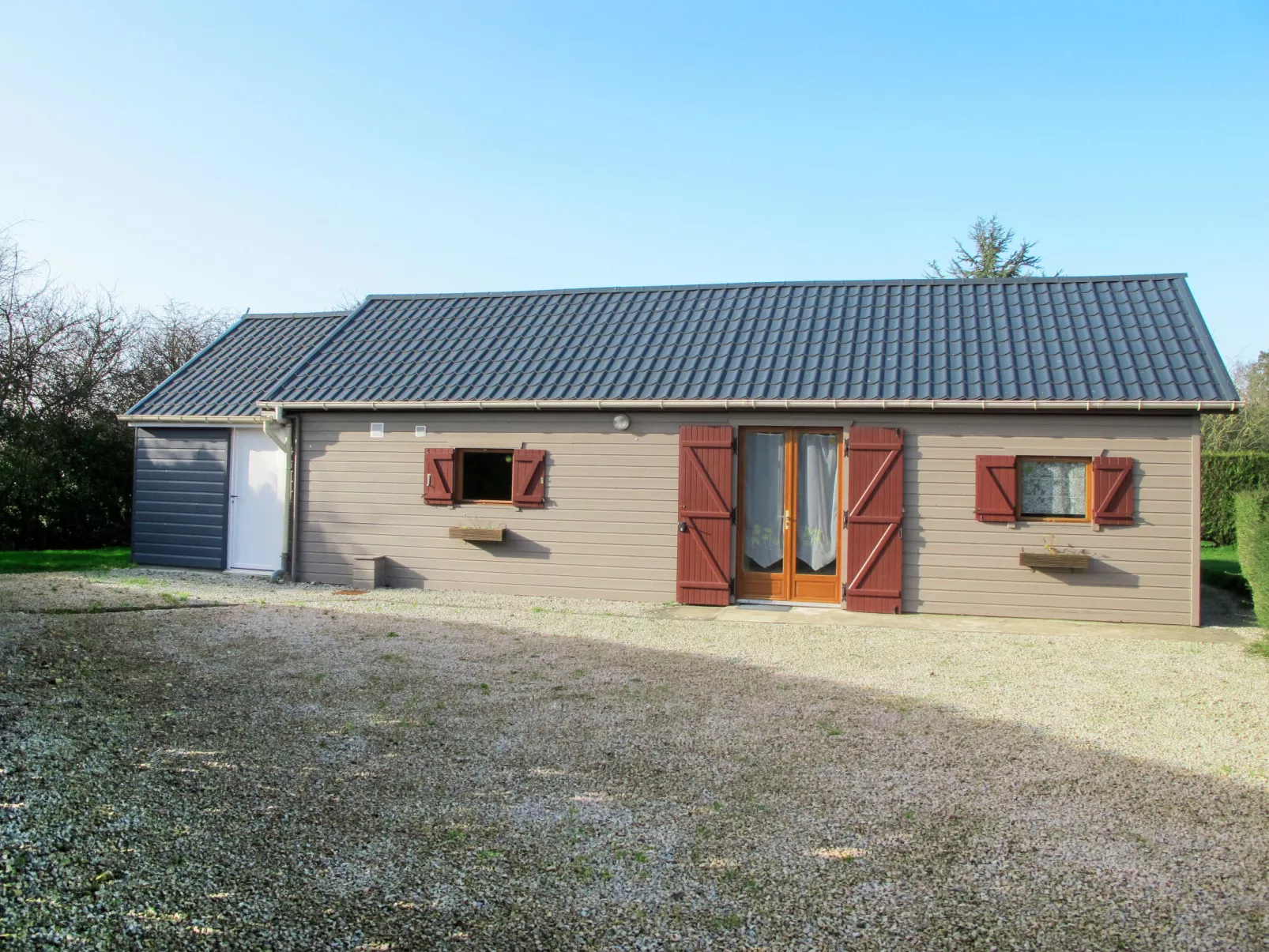 Le Petit Chalet-Outside