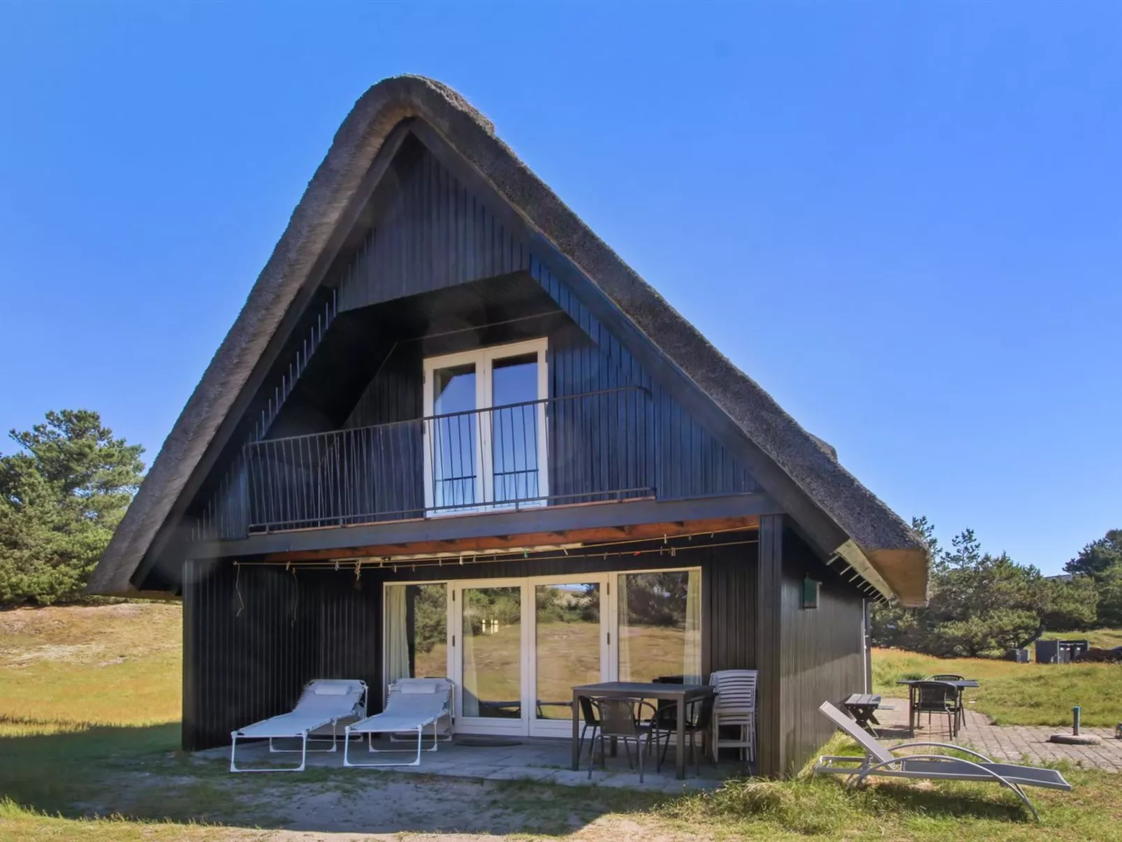 "Emina" - 400m from the sea